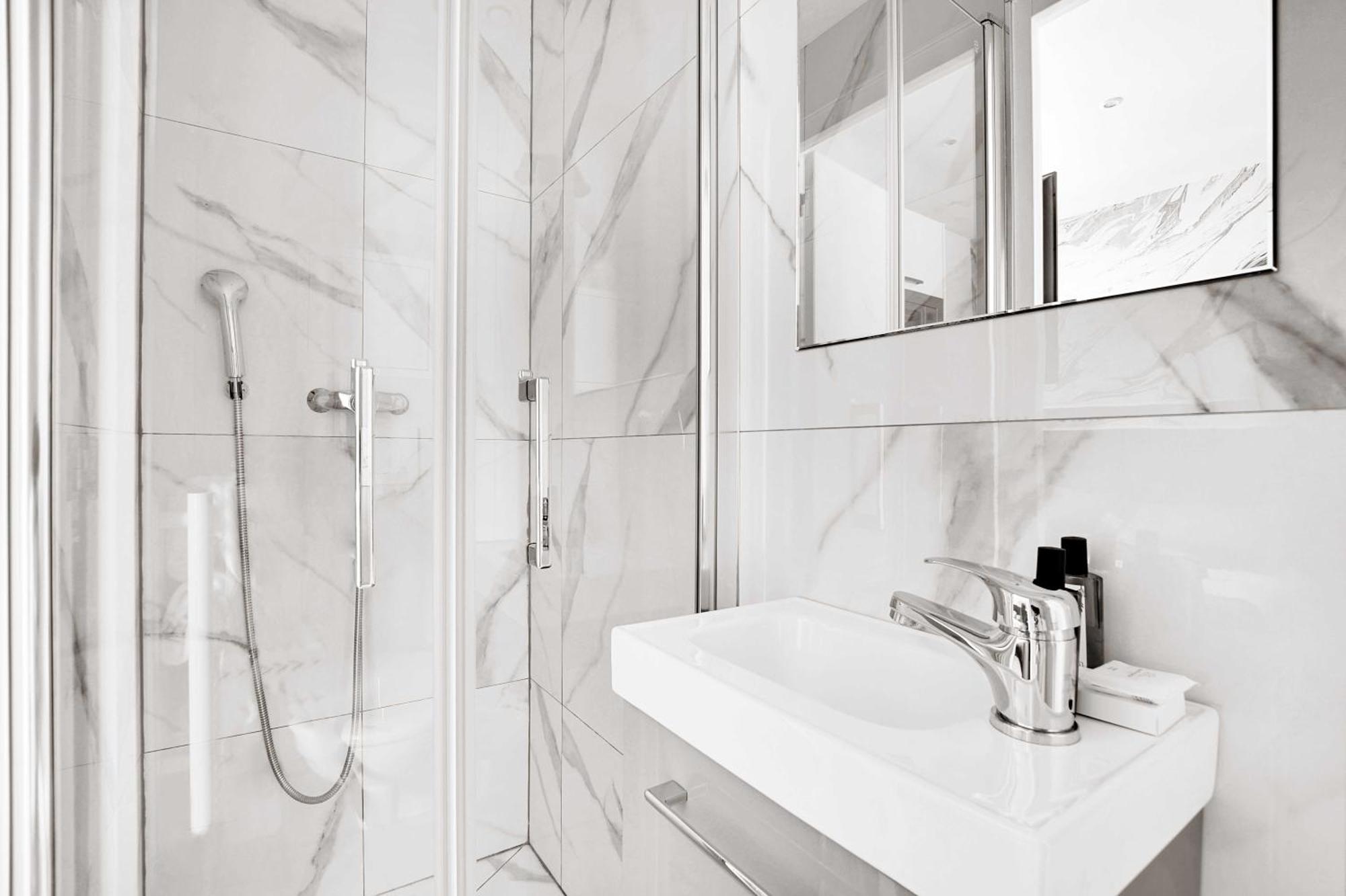 Modern Sutdio For 2 With A-C - Near Montmartre Lägenhet Paris Exteriör bild